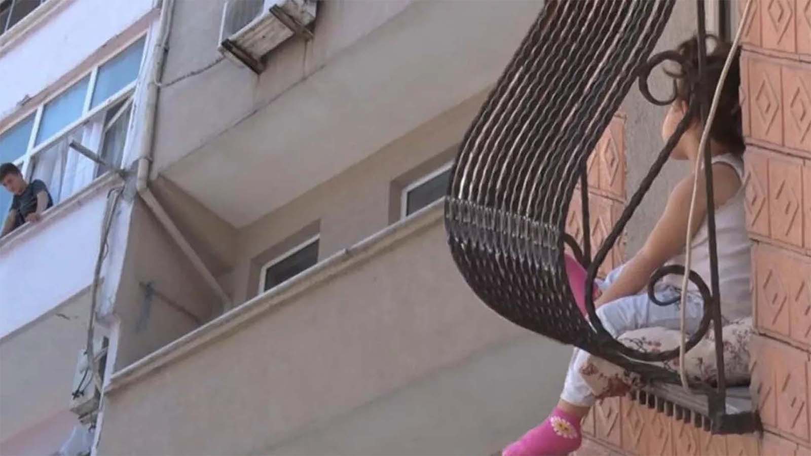 5. kattan düşen bebeğin mucize kurtuluşu! 