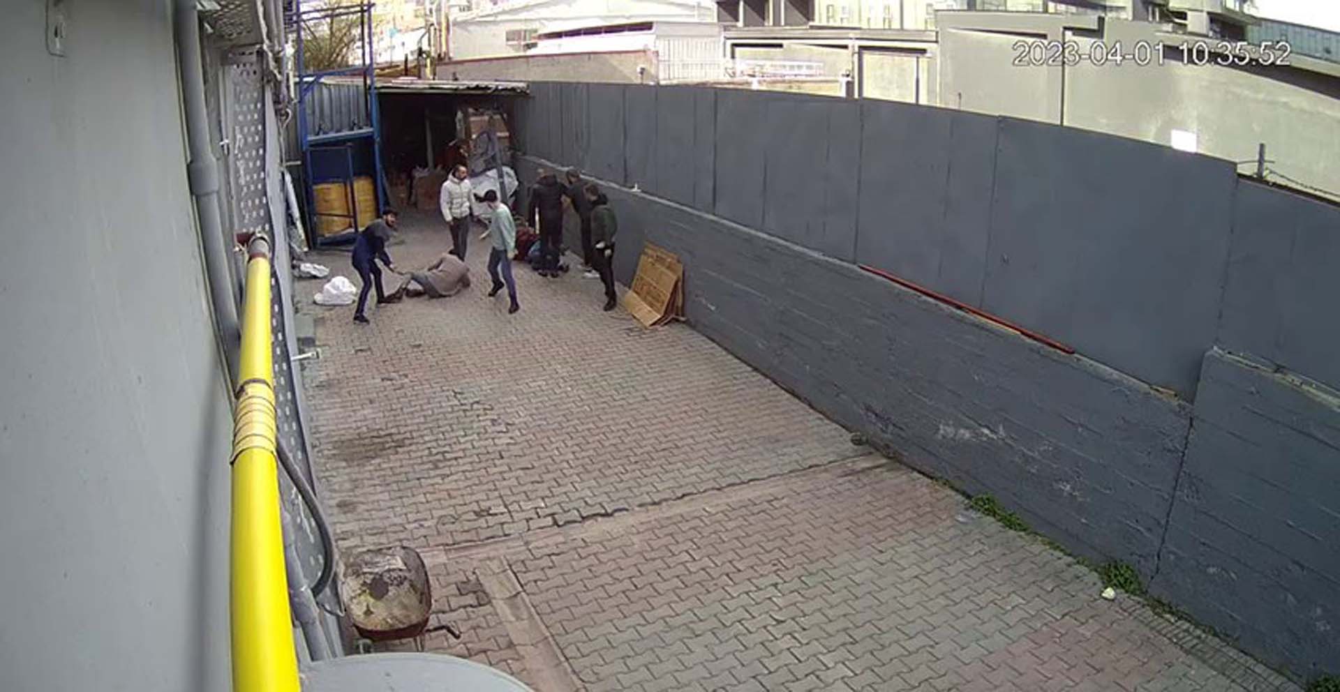 Beyzbol sopalı kavgada bir kişi hayatını kaybetti! 6 kişi gözaltına alındı!