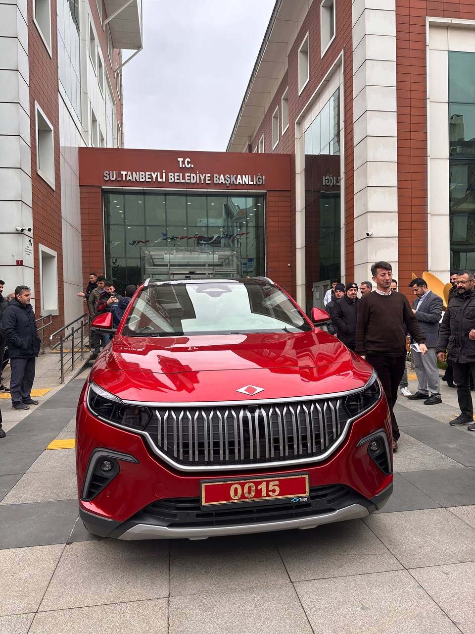 Mustafa Varank Togg ile yollarda! Sultanbeyli Belediyesine Togg aracı ile geldi!