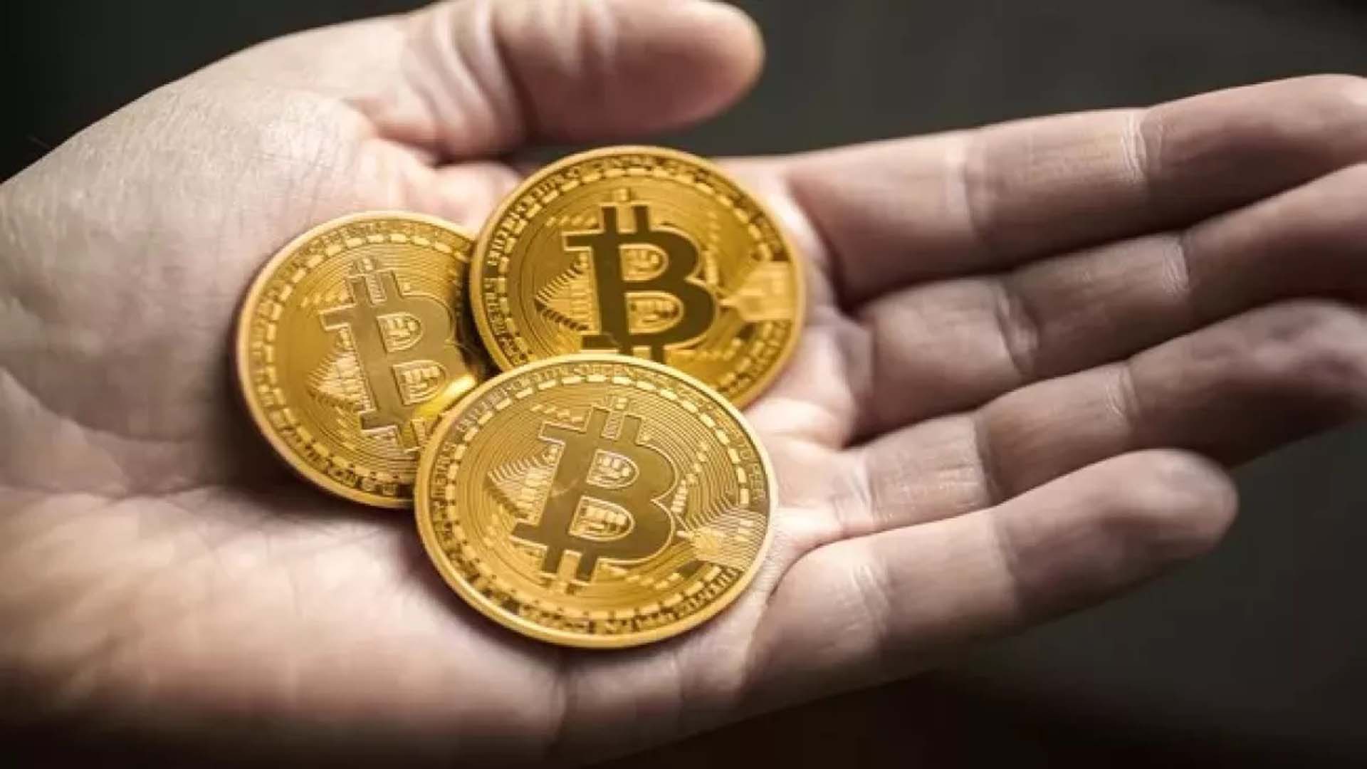 Bitcoin 9 ayın rekorunu kırdı! 30 bin doları aştı! 
