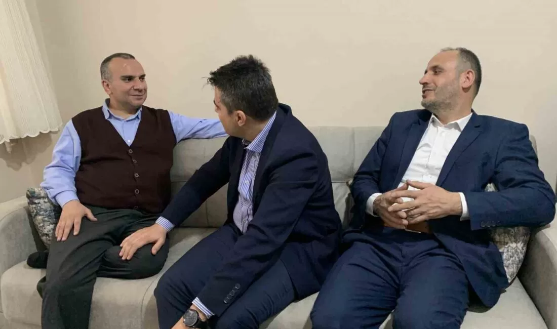 AK Parti sahaya hızlı indi, milletvekili adayı Beşir Açıkça dur durak bilmeden çalışmalarına devam ediyor