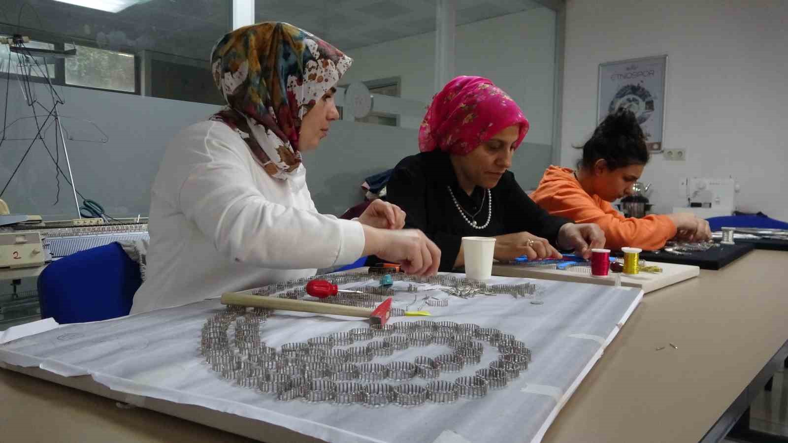 Depremzedeler için açılan çeşitli kurslar moral oluyor