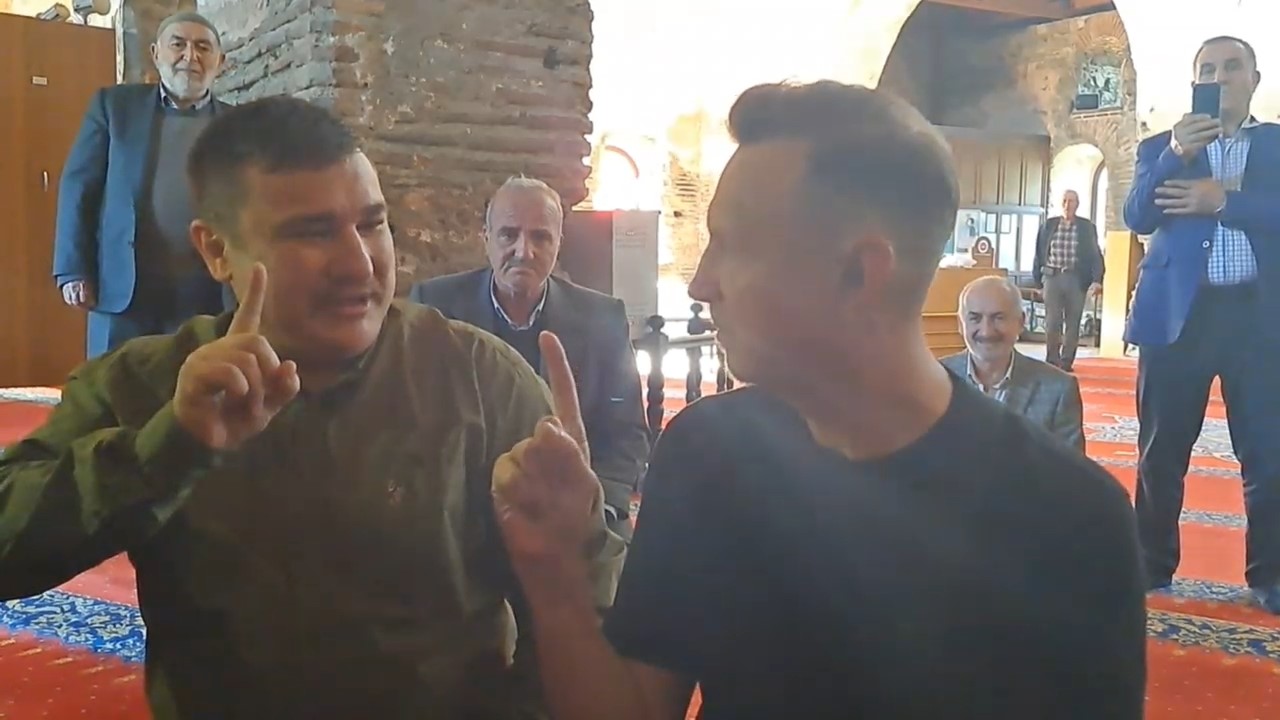 Turist olarak geldi, Ayasofya’da müslüman oldu