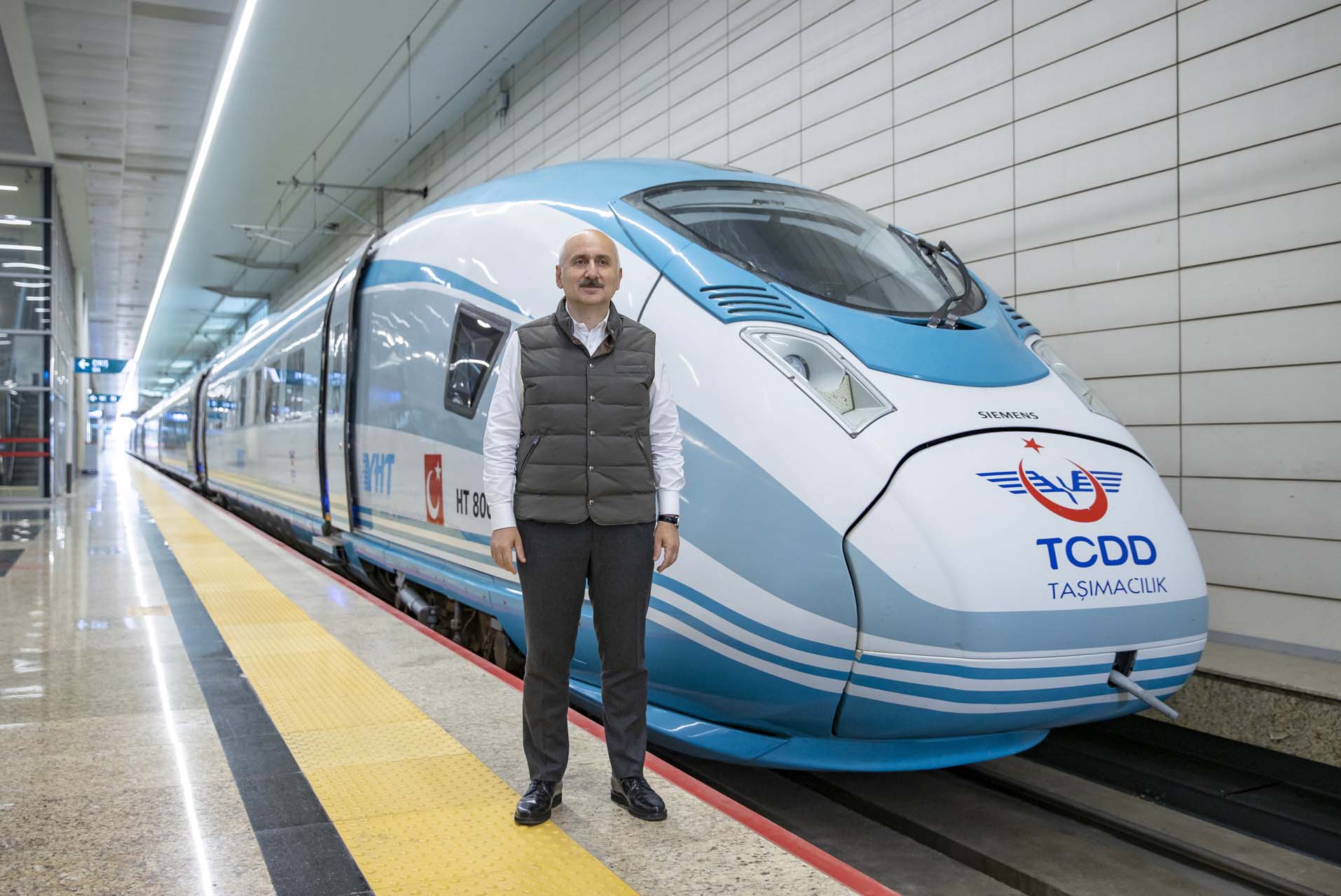 Yeni tren raylarda! Ankara- Sivas hızlı treni başkentten hareket etti! 