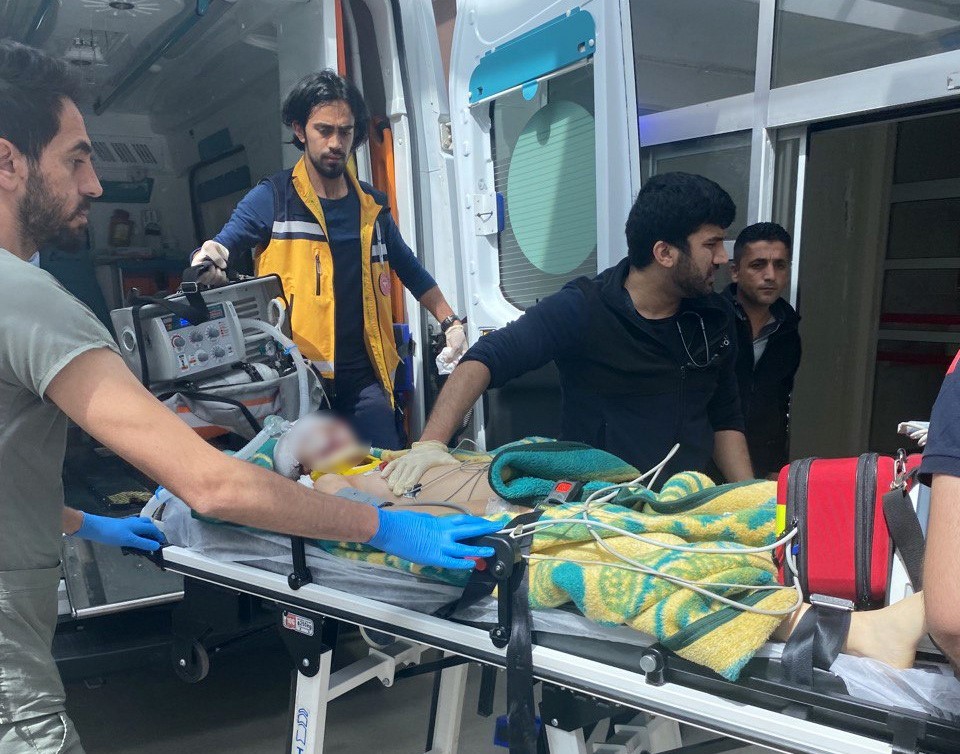 Kahreden olay! Depremde eşini ve 2 çocuğunu kaybeden öğretmen 12 yaşındaki kızını da vurarak intihar etti!