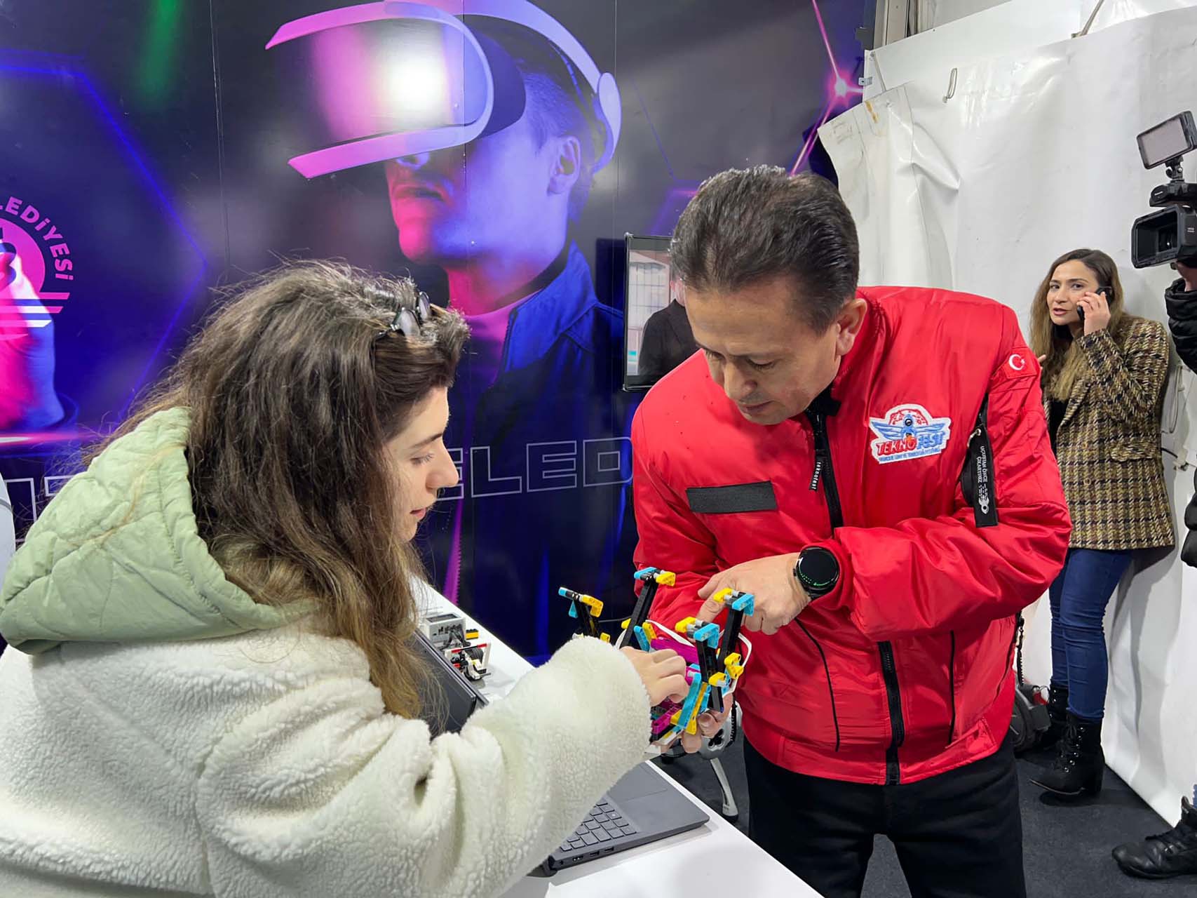 Tuzla Belediye Başkanı Şadi Yazıcı Teknofest'te: Artık Türkiye milli ürünleri dünyayı ihraç eden bir duruma gelmiştir!"