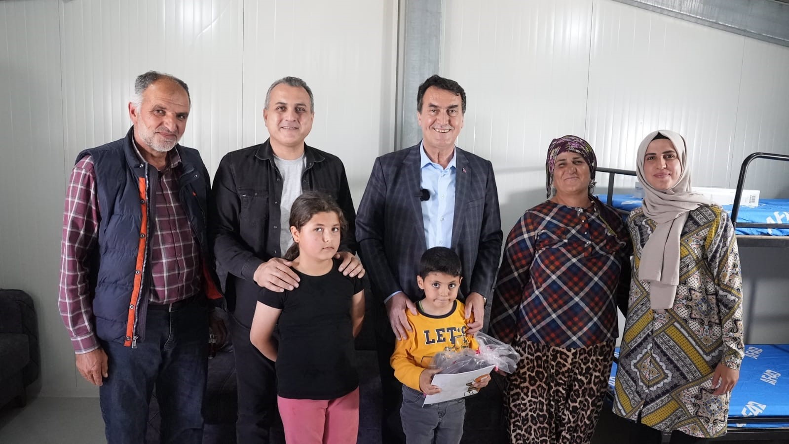 İslahiye’deki Osmangazi Evleri tamamlandı: Evlerine yerleşen depremzedeler rahat bir ortama kavuştu