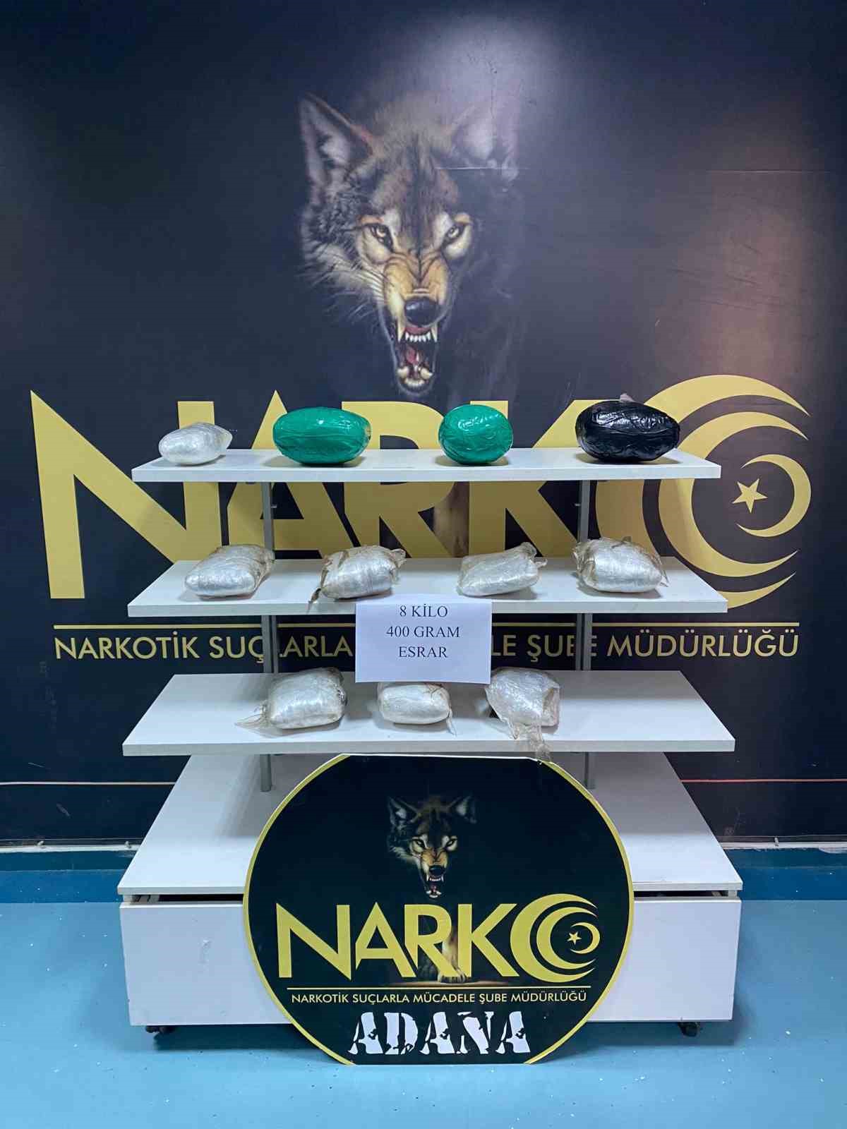 Kilolarca esrar çıktı! Aracın ses sisteminde uyuşturucu depoladılar!