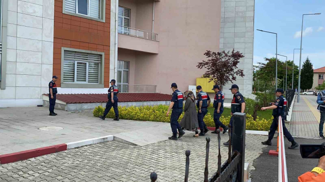 Cinayet olayında gelin ve kayınpeder tutuklandı