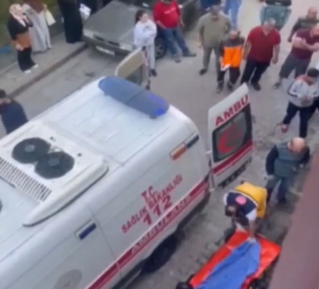 Sultangazi'de esnaflık yapan vatandaşa kurşun yağdırdılar!