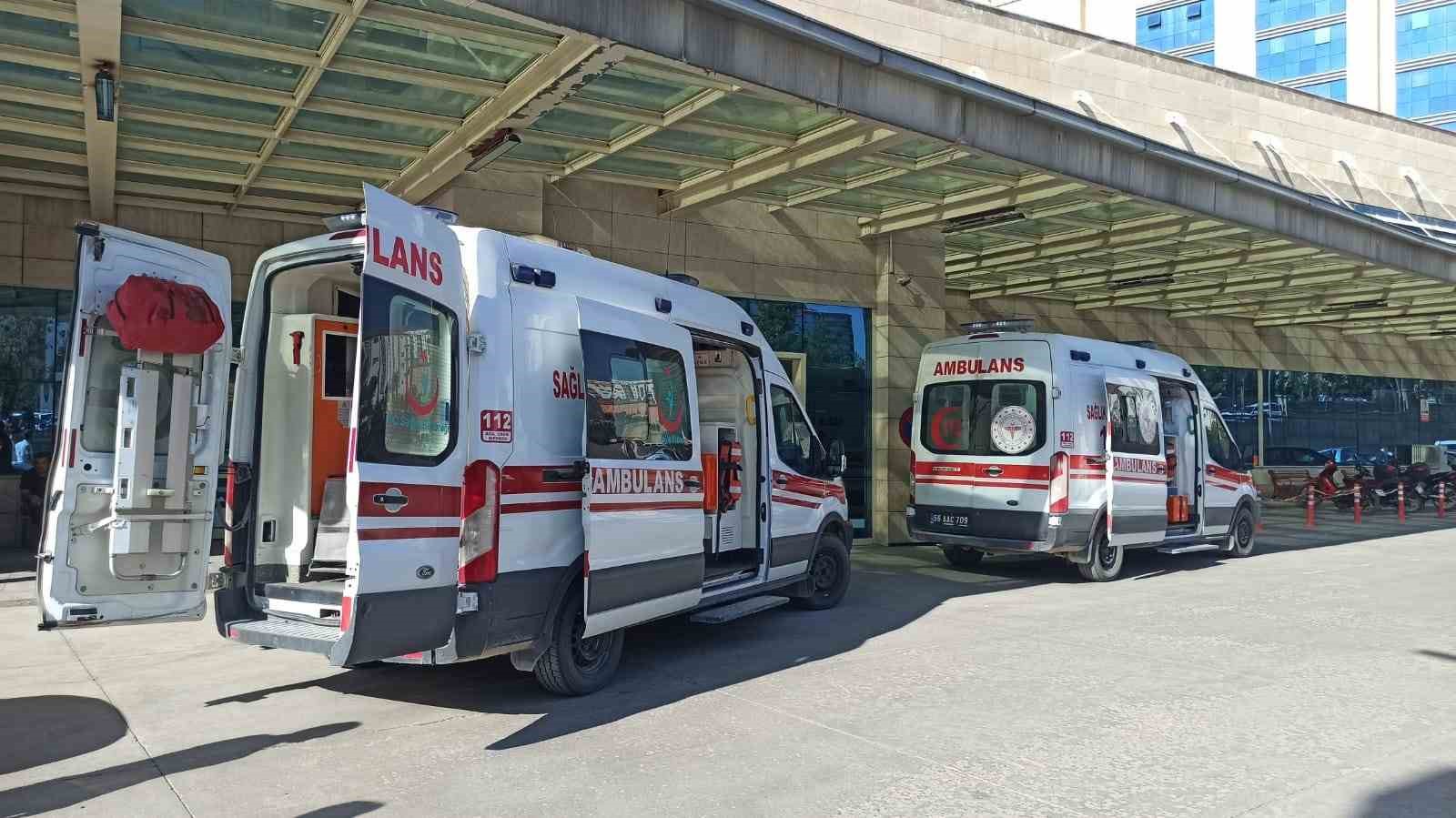 Siirt’te iki grup arasında çıkan kavga kanlı bitti: 1 ölü, 1 yaralı