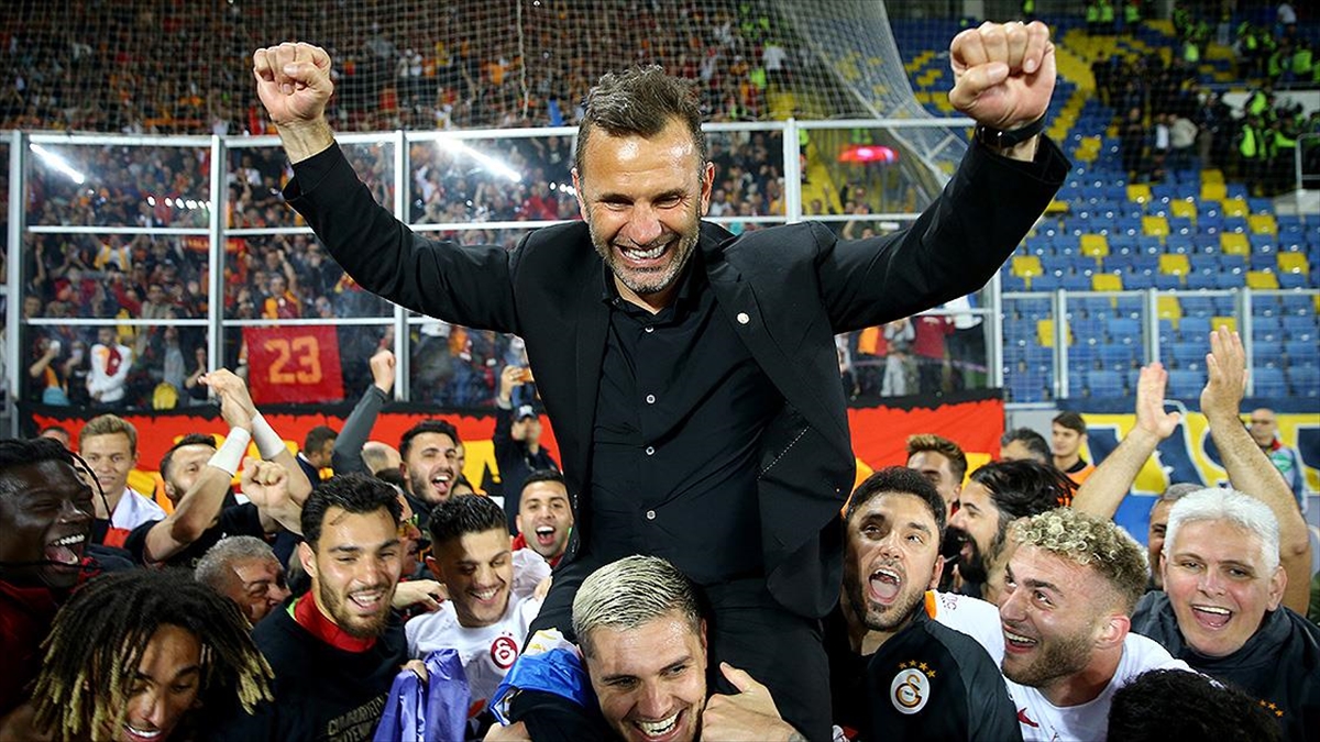 Türk Telekom eSüper Lig'de ilk kupa sahibini buldu: Lig Şampiyonu Galatasaray oldu