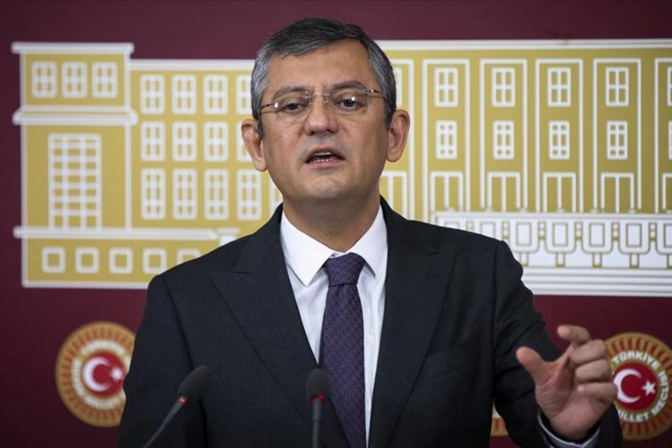 Ekrem İmamoğlu'nun adaylık açıklamalarından sonra bir isim daha adaylık açıklaması yaptı