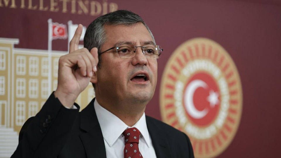 Ekrem İmamoğlu'nun adaylık açıklamalarından sonra bir isim daha adaylık açıklaması yaptı