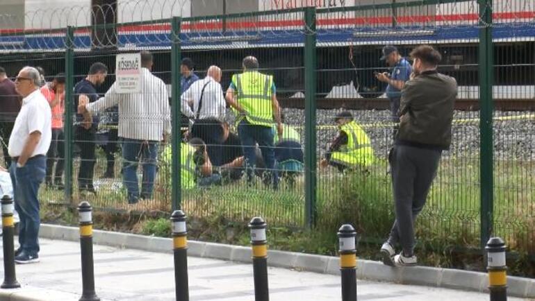 Marmaray'da feci kaza! Saniye saniye kameralara yansıdı!