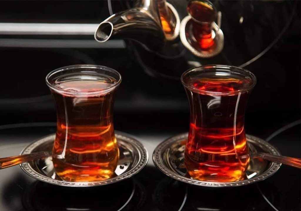 Sallama çay tartışması pahalıya patladı! Mahkeme işçiyi haklı gördü