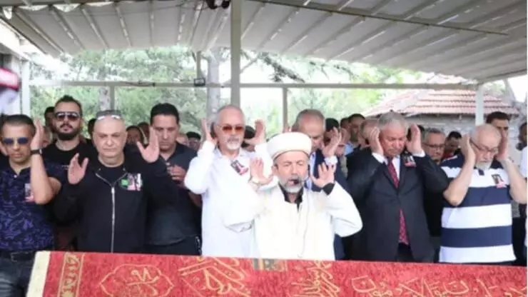 Türk sanat müziğinin unutulmaz sanatcısı Metin Milli, Ankara'da son yolculuğuna uğurlandı