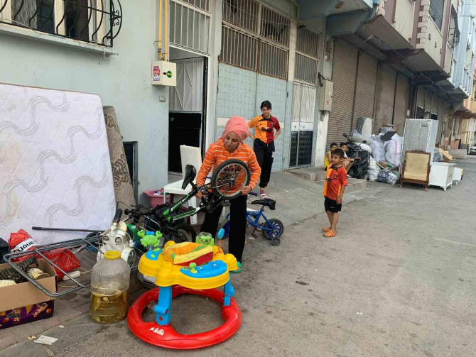 Ev sahibinin acımasızlığı pes dedirtti! Kiracı evdeyken evi başkasına kiraladılar