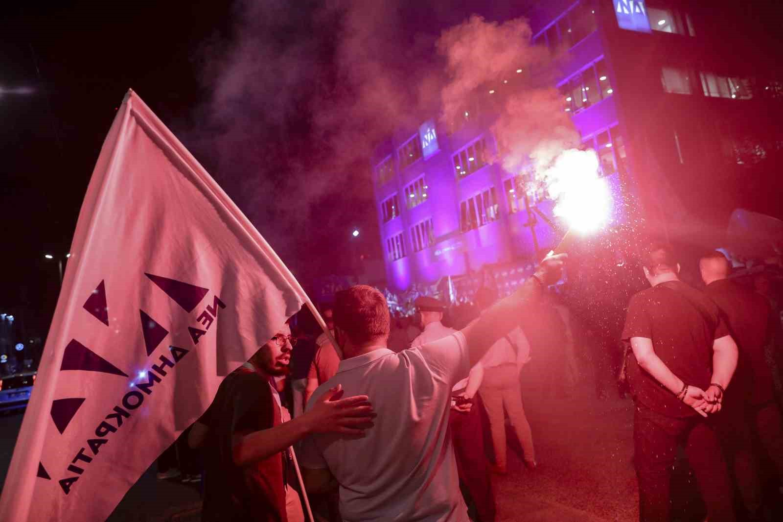 Yunanistan'da galip Miçotakis oldu! Resmi olmayan sonuçlara göre lider!