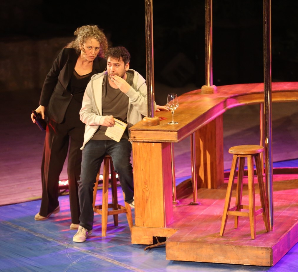 Açık hava tiyatro keyfi başladı, Nilüfer’de ormanda sanatseverler buluşuyor