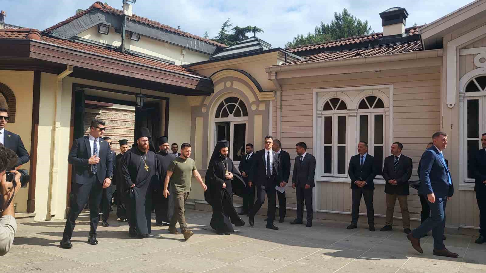 Ukrayna Devlet Başkanı Zelenski, Fener Rum Patriği Bartholomeos’u ziyaret etti! 'Cumhurbaşkanı'na müteşekkiriz'