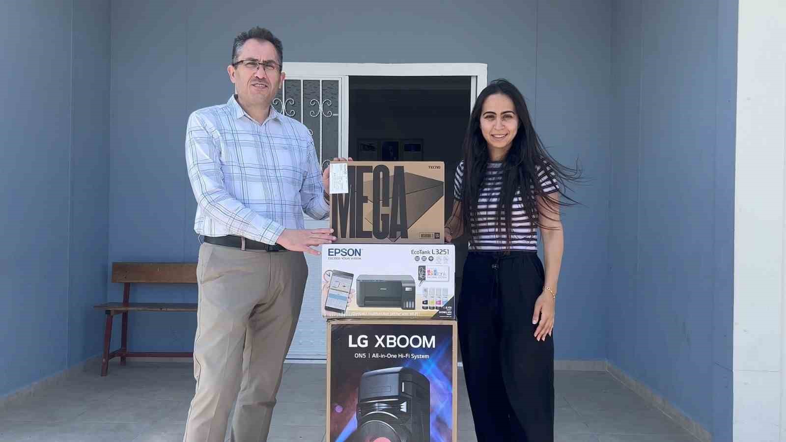 Kocaelili öğrencilerden alkışlanacak hareket! Gençlerden hediye!