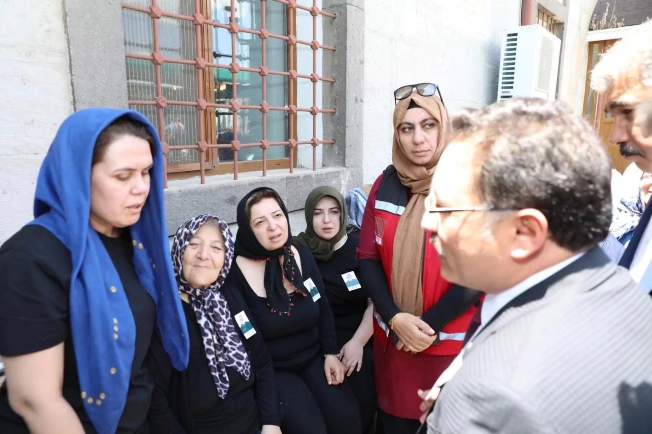 Kıbrıs gazisi son yolculuğuna uğurlandı! Al bayrağa sarıldı!