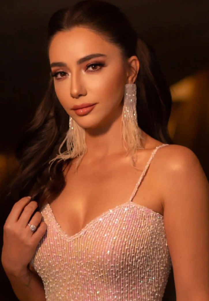 Öykü Gürman kimdir? Nereli, Kaç yaşında? Evli mi? Şarkıları nelerdir?