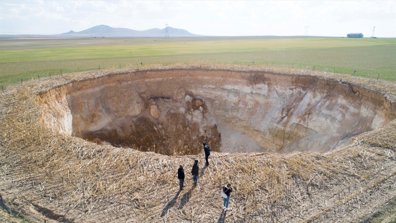 Türkiye'nin tahıl ambarı kuruyor! Konya ovası'nda su kaynakları azalıyor
