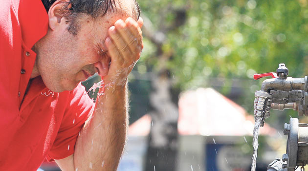 Uzmanlar uyardı: Sıcak havalar kalbin ritmini etkiliyor!