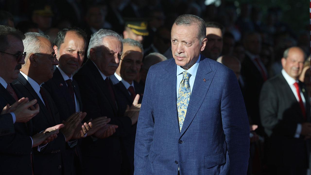 Erdoğan'dan dış politika mesajı! 'Yol haritamız, düşmanı azaltmak dostu çoğaltmak'