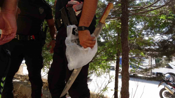Polislerin 'dur' ihtarına uymanın bedeli o sürücüye çok ağır oldu!