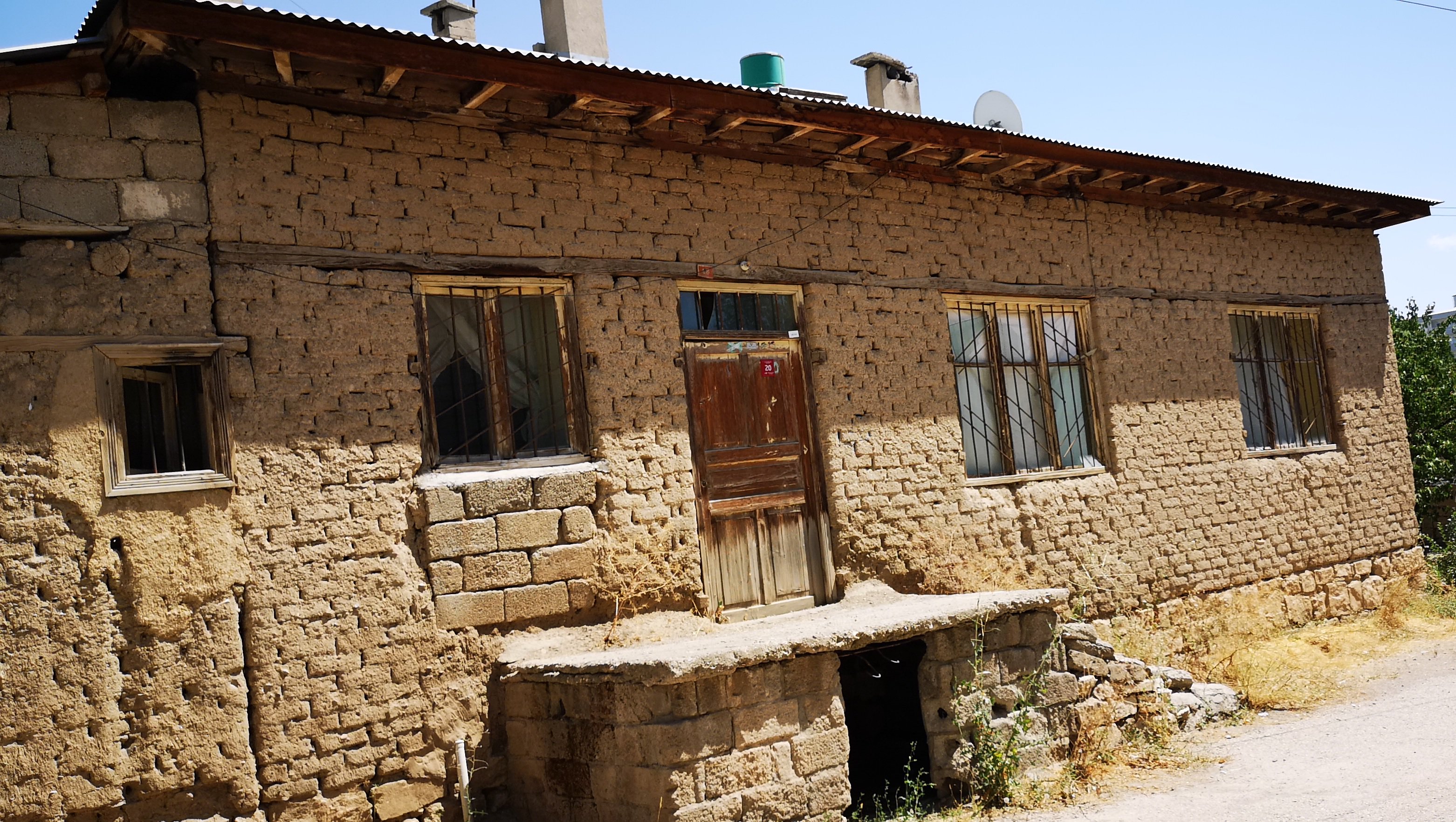 Muş’ta terör baskısından boşalan köyler yeniden doluyor