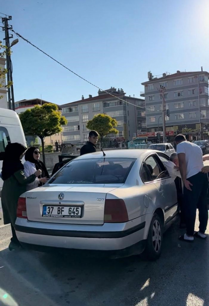 Ankara'da sinyal vermedin kavgası! Döner bıçağıyla saldırdılar!