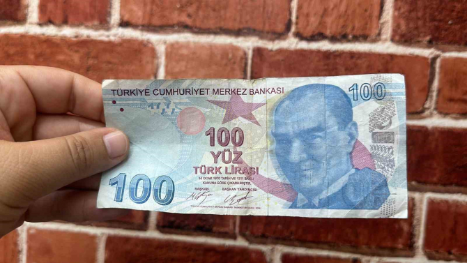 Dikkat! ATM'ler bile  ayırt edemiyor! Sahte para kalpazanlarından yeni yöntemi Düzce'de ortaya çıktı