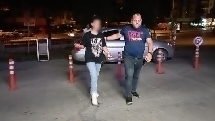 Konya'da şaşkınlık veren olay! 14 yaşındaki kız çocuğu dedesini bıçakladı!