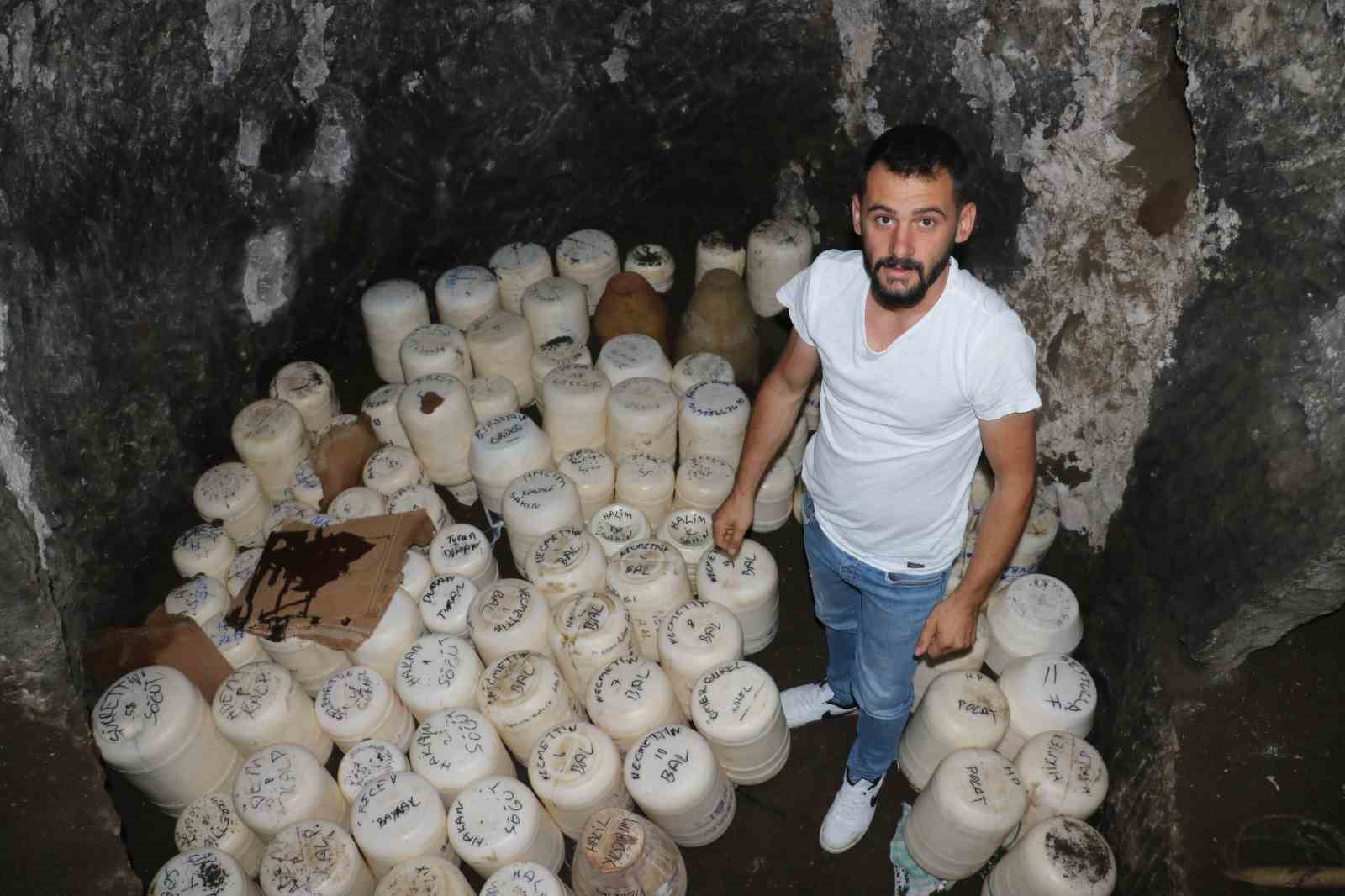 Binlerce yıllık mağaranın doğal klima etkisinden faydalanılarak, peynir deposuna dönüştü