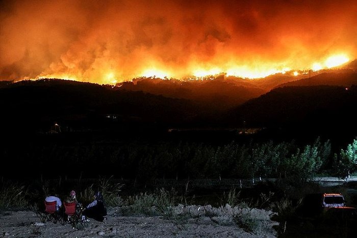  Bakanı Yumaklı Çanakkale ve Eskişehir orman yangına dair son gelişmeleri aktardı