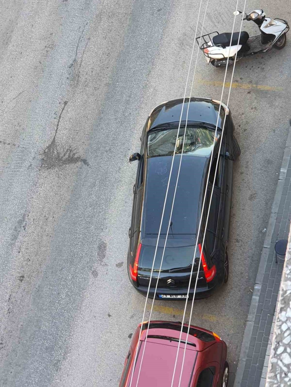 Bursa'da park kavgasında kan aktı! 3 yaralı var!