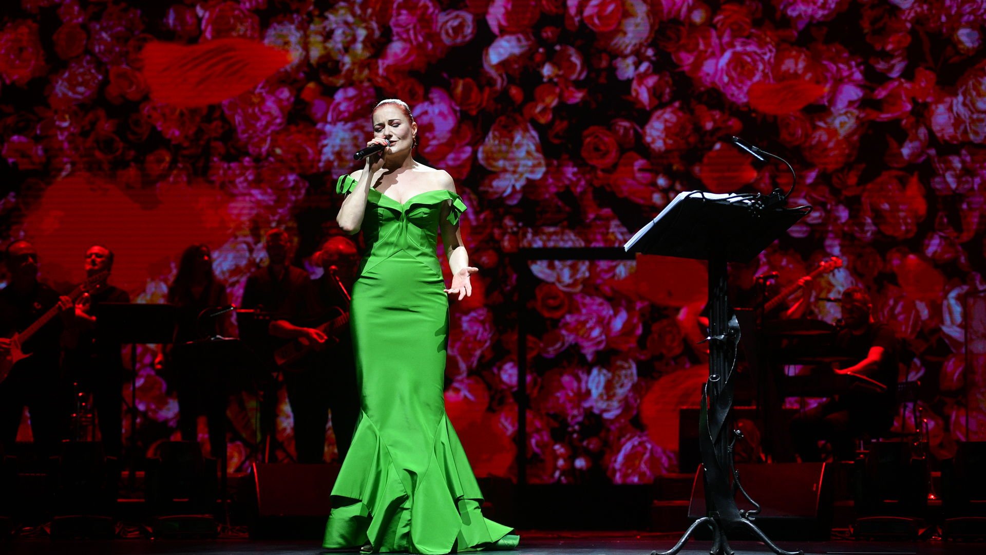 Zafer Bayramı'nda ücretsiz konser fırsatı! Bakın hangi ünlü nerede?