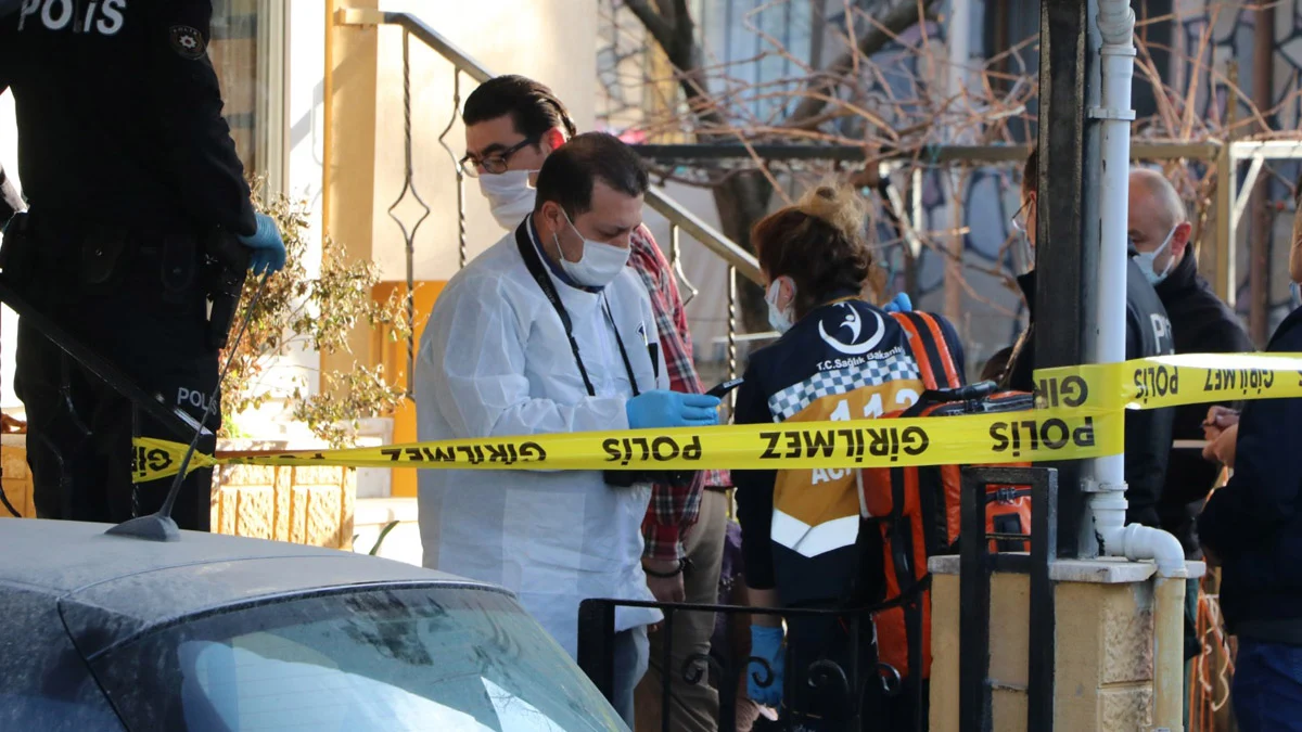 Artvin’de kahreden olay! 7 yaşındaki çocuk anne katili oldu!