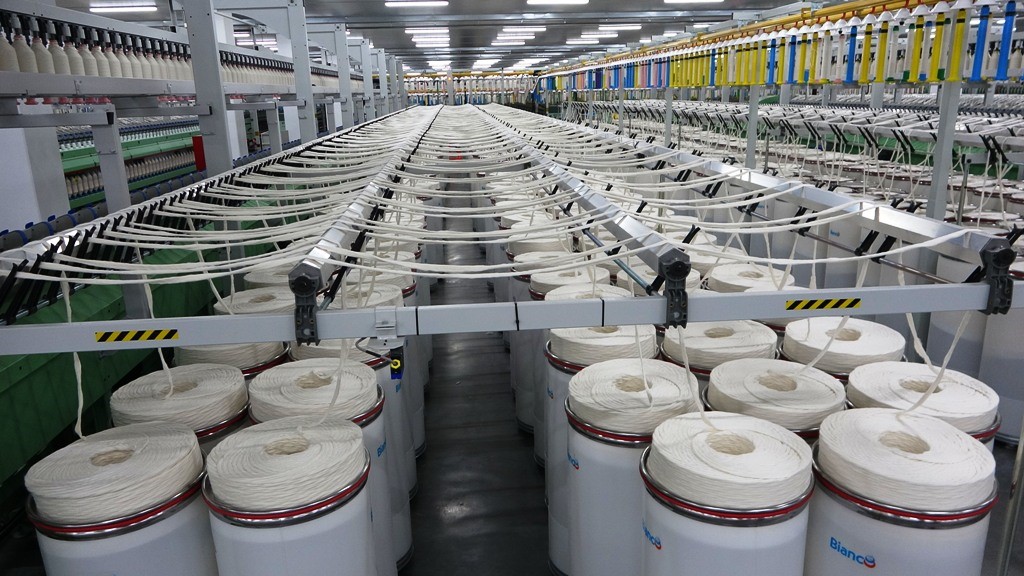 Bitlisli iş ADAMI Ahmet Eren'den büyük yatırım! 200 milyon dolarlık iplik fabrikası faaliyete geçti