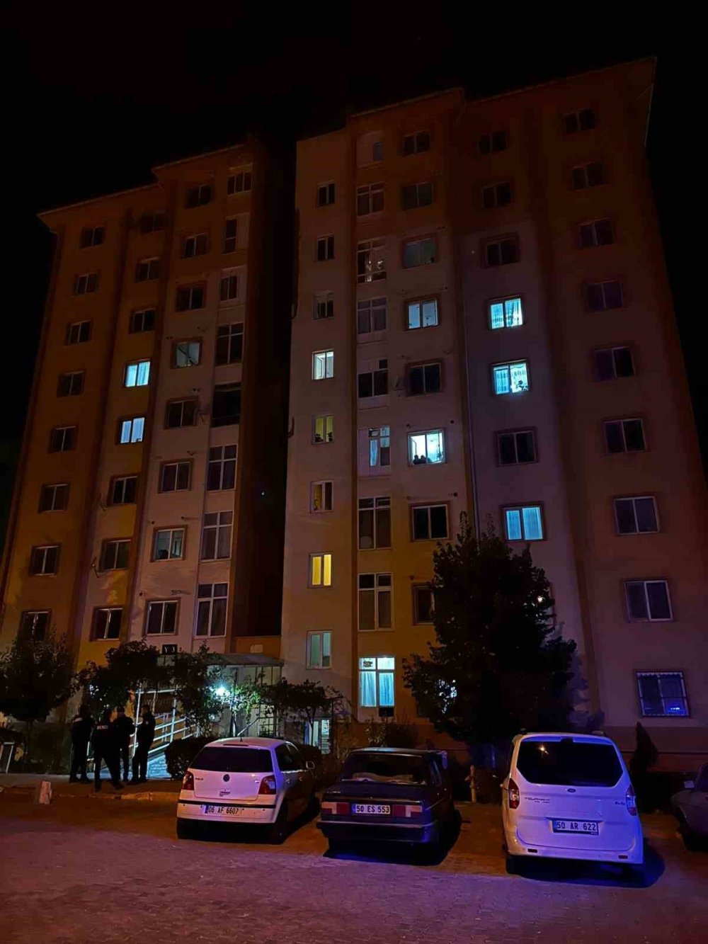 Kayınpederinin evine giden eski damat kavga esnasında camdan düşerek yaşamını yitirdi