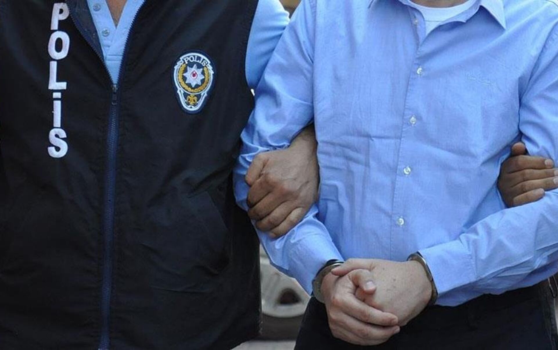 Yunanistan'a kaçarken yakalandılar! FETÖ operasyonunda eski emniyet müdürü ve zabıt katibi tutuklandı