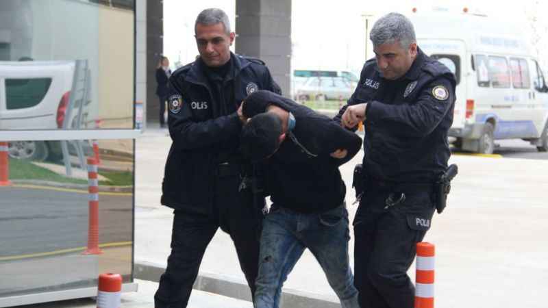  İzmir’de yakalanan 16 yaşındaki çocuk suç makinası çıktı! 285 yıl hapis cezası bulunuyor