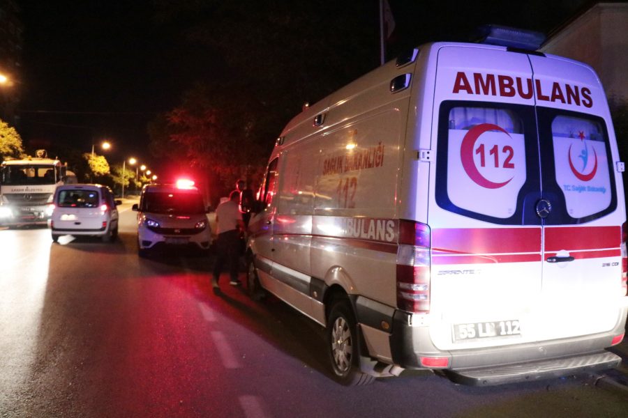 Kız arkadaşıyla tartıştışan genç kendine zarar verdi!