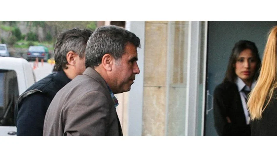 HDP İzmir il eş başkanı ve ilçe başkanına gözaltı kararı! 