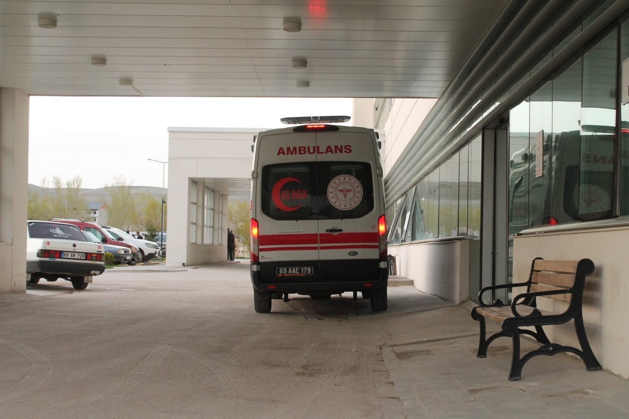 Gözü dönen adam kurşun yağdırdı! Kız kardeşini öldürdü, eniştesini yaraladı