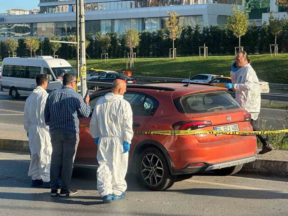 Maltepe'de bacanakların kavgası kanlı bitti! 8 kurşunla yaralanan şahıs, hastaneye yetişemeden öldü!