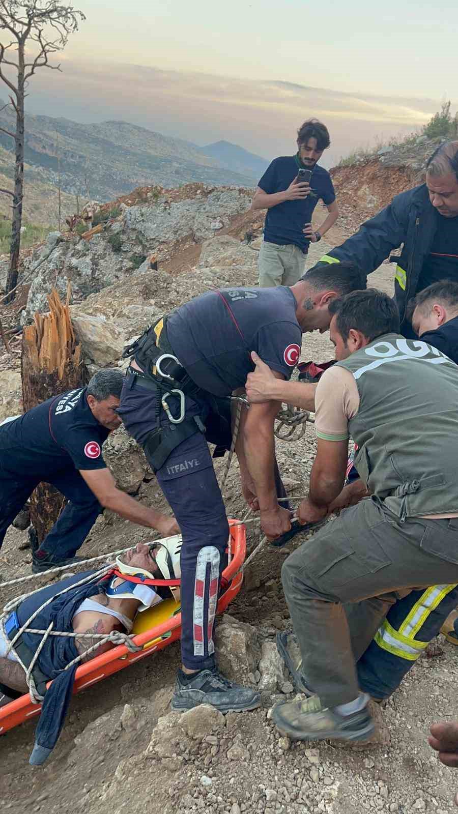 İtfaiye nefes kesen operasyonla, yaralanan orman işçisine müdahale etti!